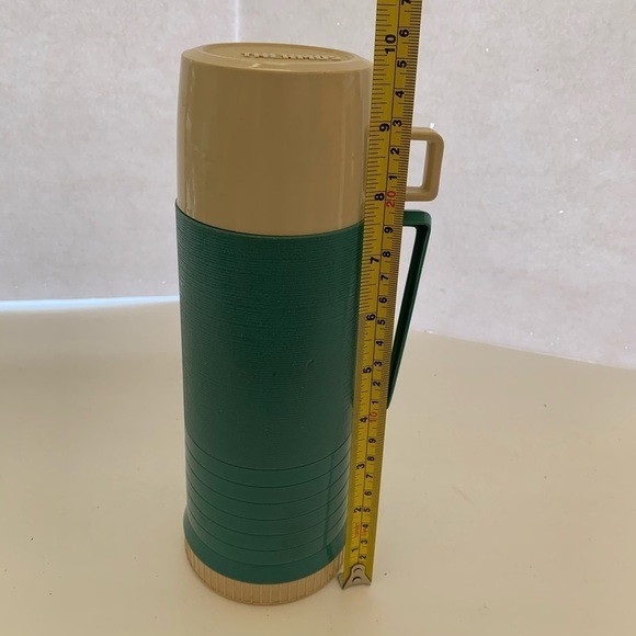 Vintage Retro Thermos Aladdin's Blue & Cream Pint Size with Handle & Cup Lid - Picture 11 of 11